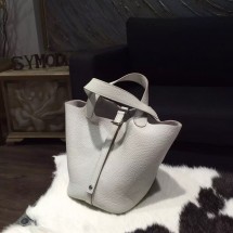 Hermes Picotin Lock Bag 18cm/22cm Taurillon Clemence Palladium Hardware Handstitched, Pearl Grey CK80 RS15616